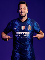 德甲战报：霍诺拉特体毛越位进球被吹，门兴0-0闷平RB莱比锡